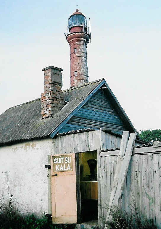 Pakri tuletorn. Siit saab maitsvat kala.